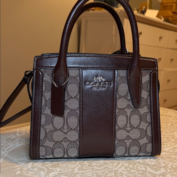 Coach Handbags - COACH Andrea Carryall Bag In Signature Jacquard CT766 Silver/Oak/Maple